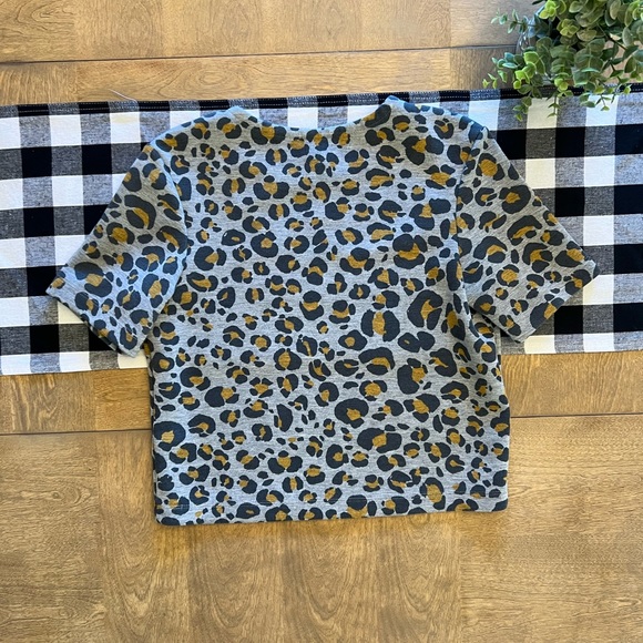 🌸🌸🌸 3/25$ H&M T-shirt - Picture 2 of 4